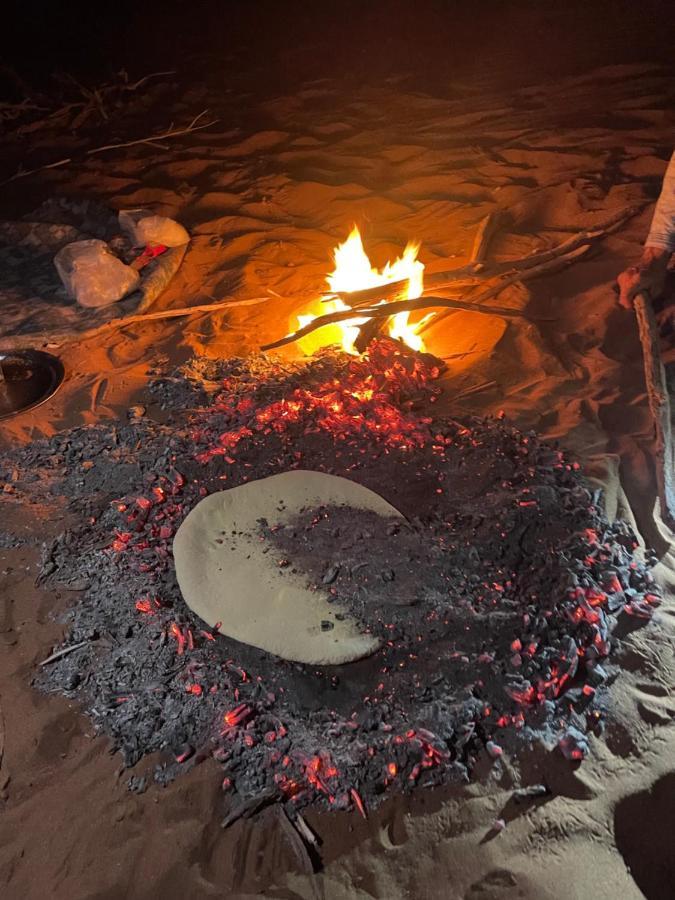 Dar Nomads Bed & Breakfast M'Hamid Bagian luar foto