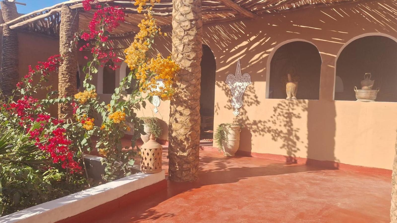 Dar Nomads Bed & Breakfast M'Hamid Bagian luar foto